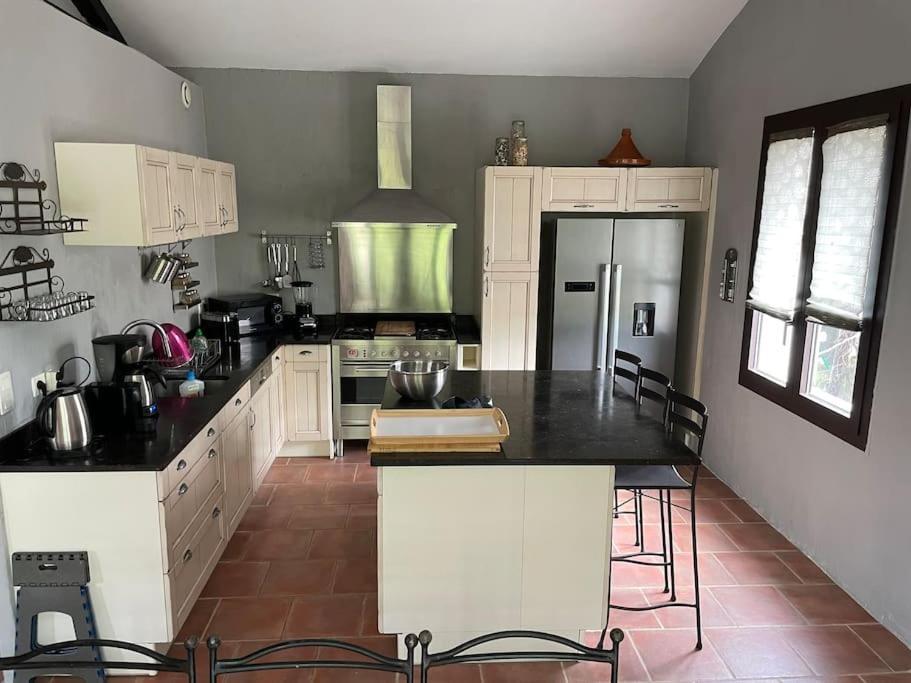Ar De Vie Villa Chaleureuse En Provence Ventabren Екстер'єр фото